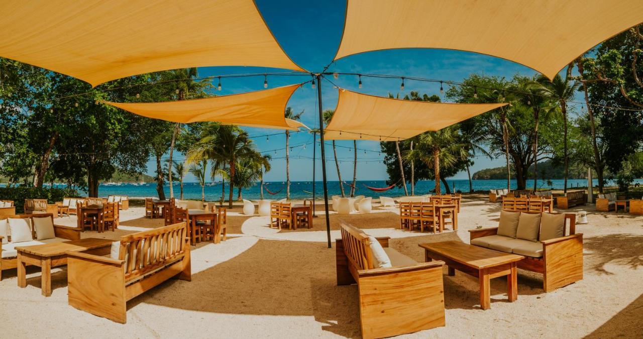 Cafe De Playa Beach Front Hotel Coco Exteriör bild